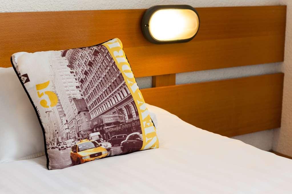 Liberty Hotel Rennes Ouest 维金勒科吉特 客房 照片